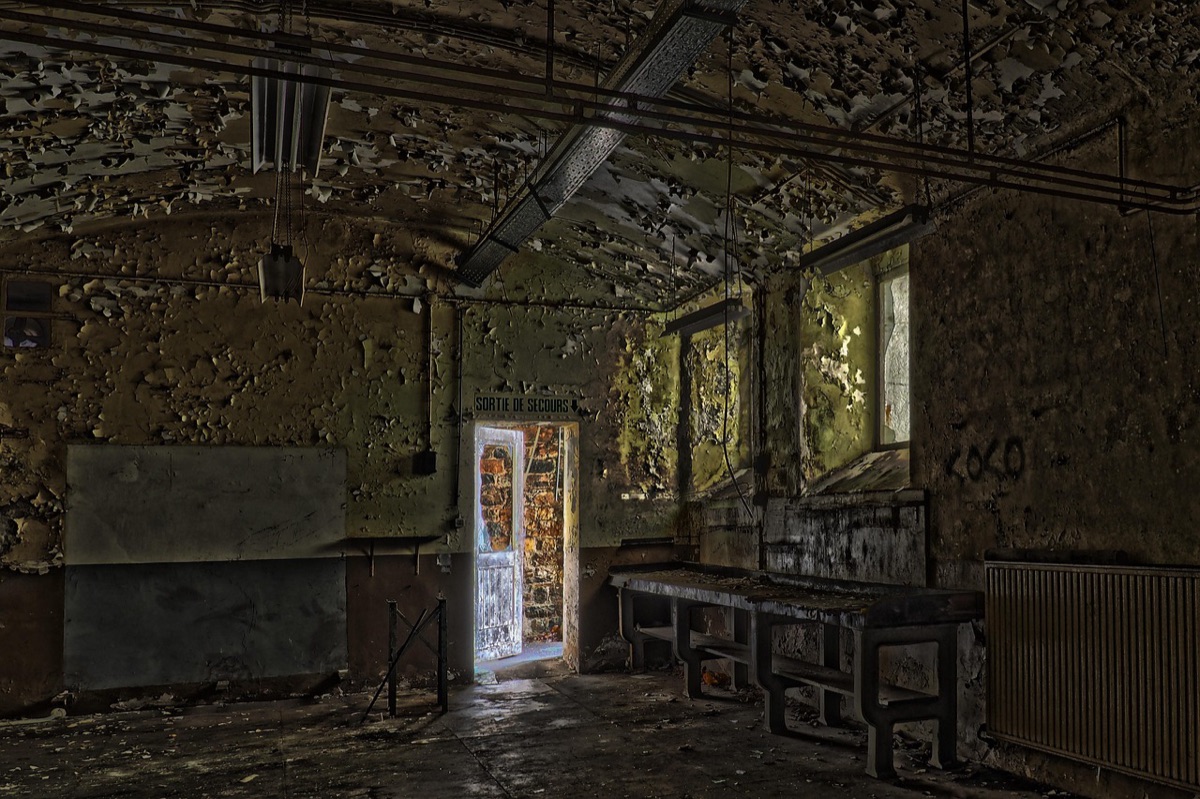 salle d'urgence hospitalaire