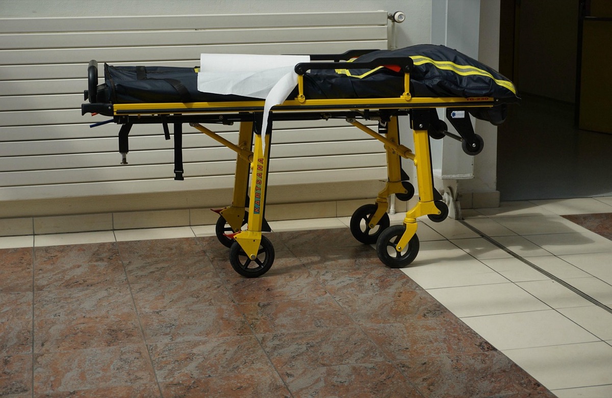 Hospital Emergency Contact Signage